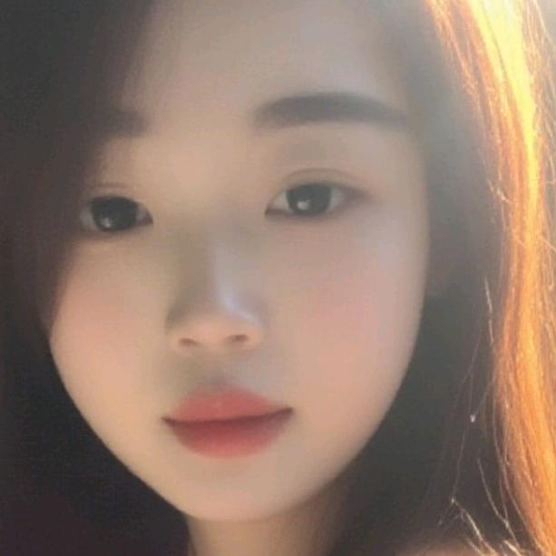 捡瓶子的乞丐姐