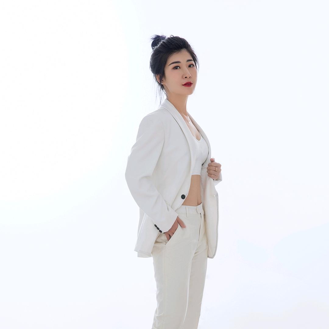 鸡西倾城婚纱