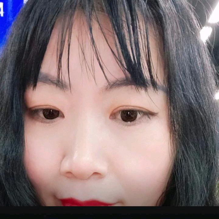 莉莉姐