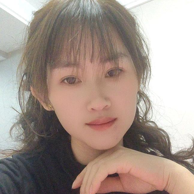 爱笑的刘丫头
