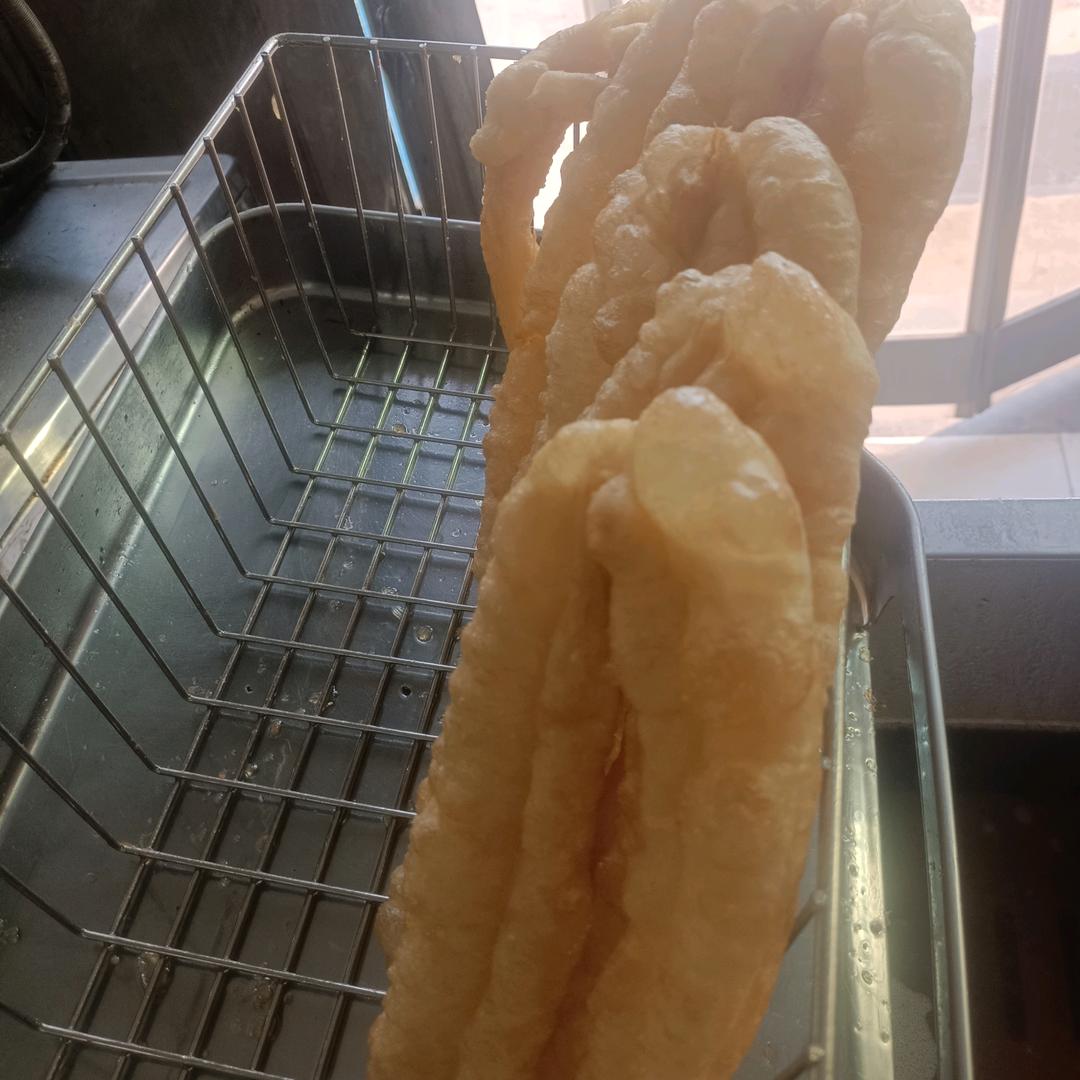 杨爱英ヽ╯▂╰