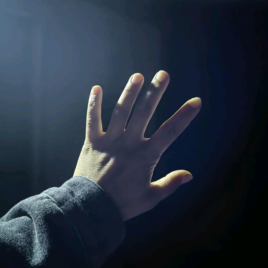 孤独是会上瘾的