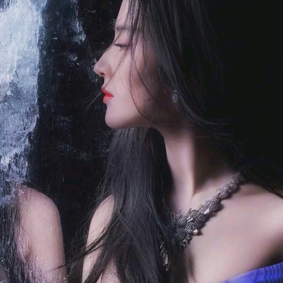 桃李争妍