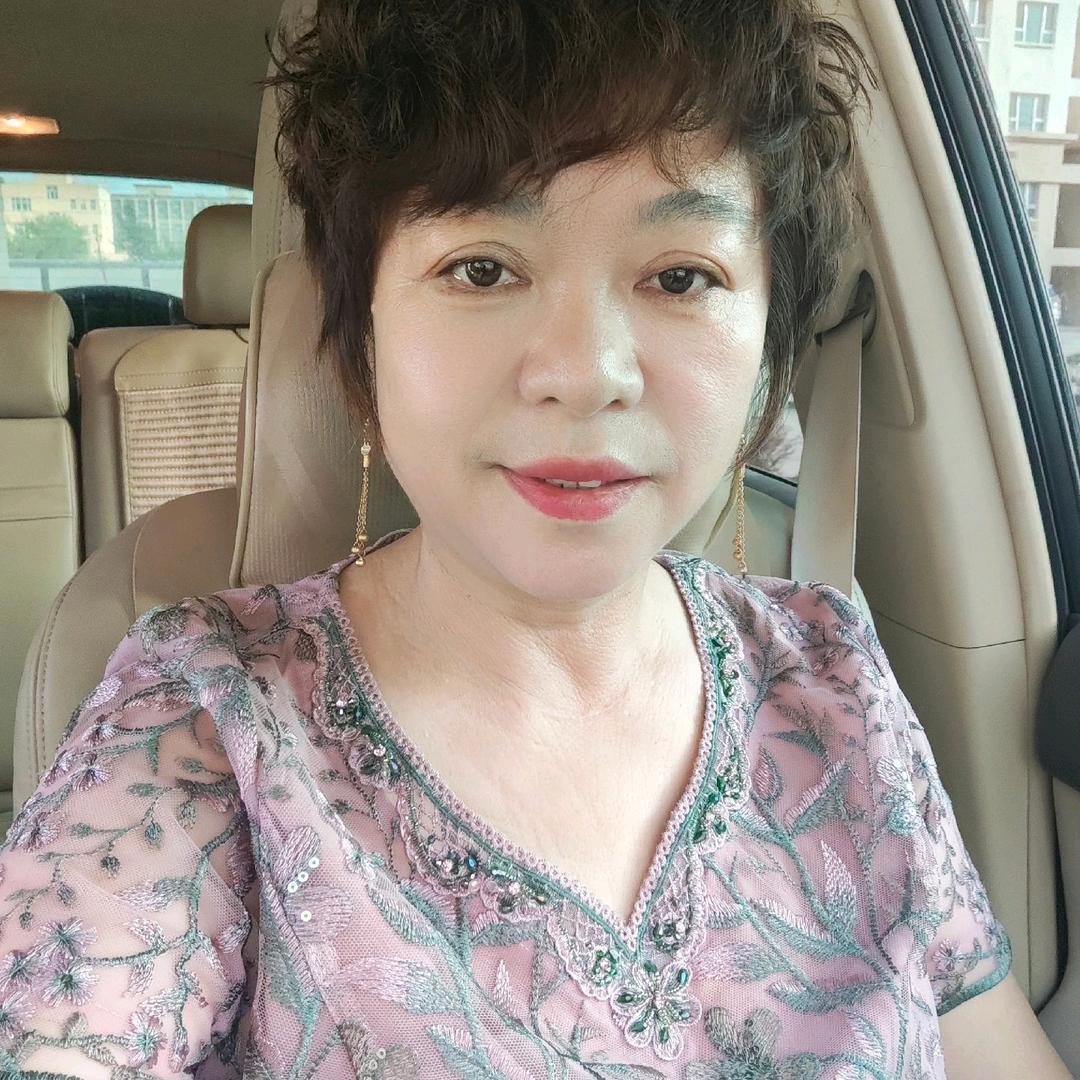 果果钰儿奶奶