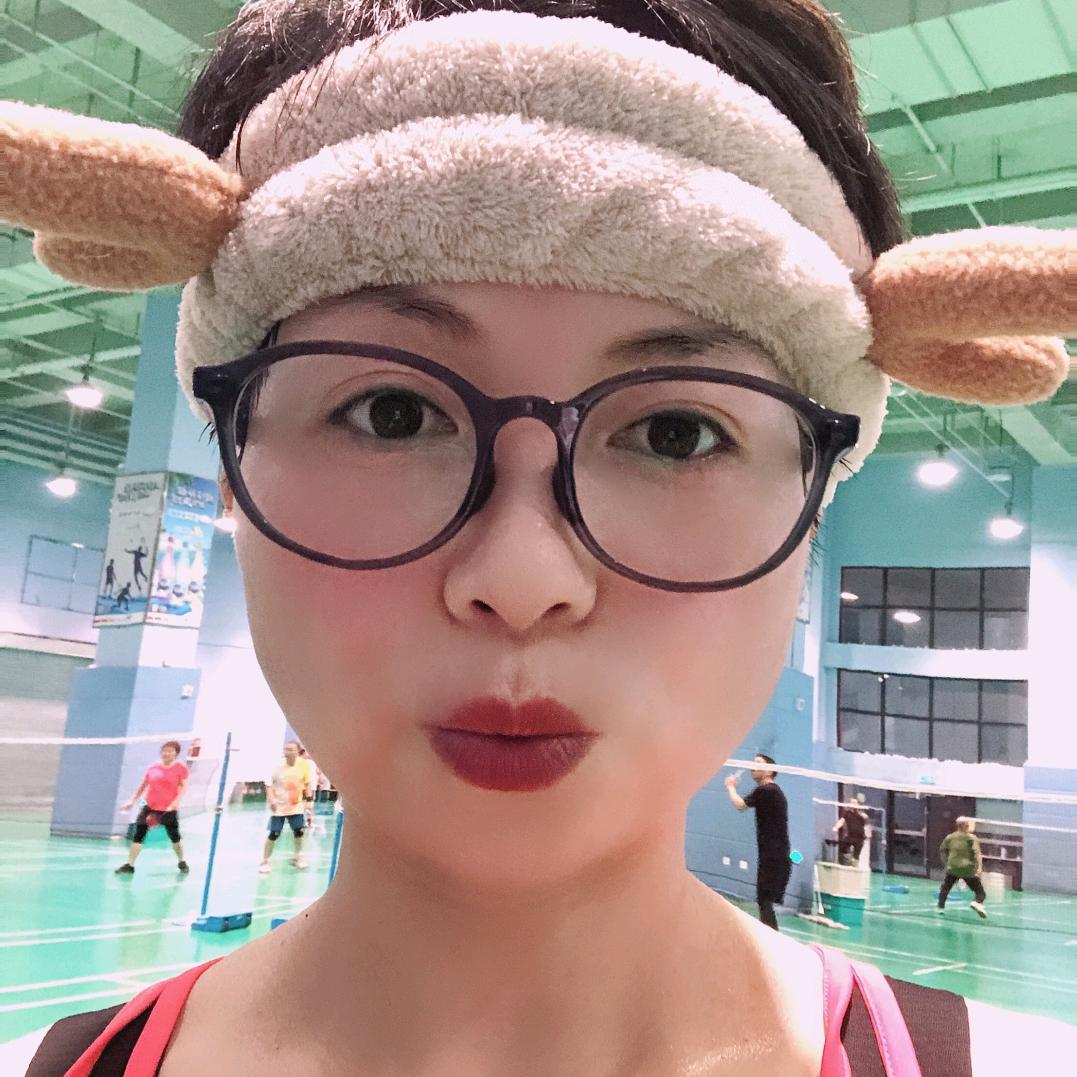 芹芹（助力号早上不定时开播）