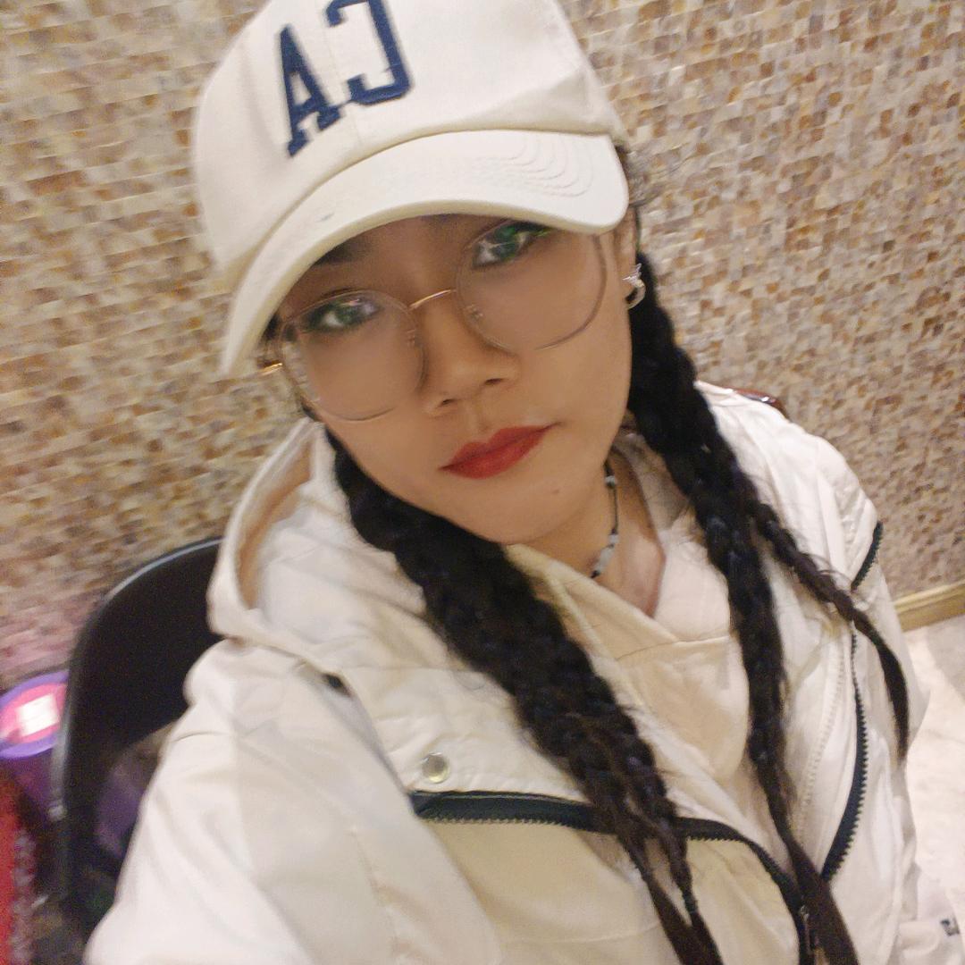 铧镒健身 琳琳