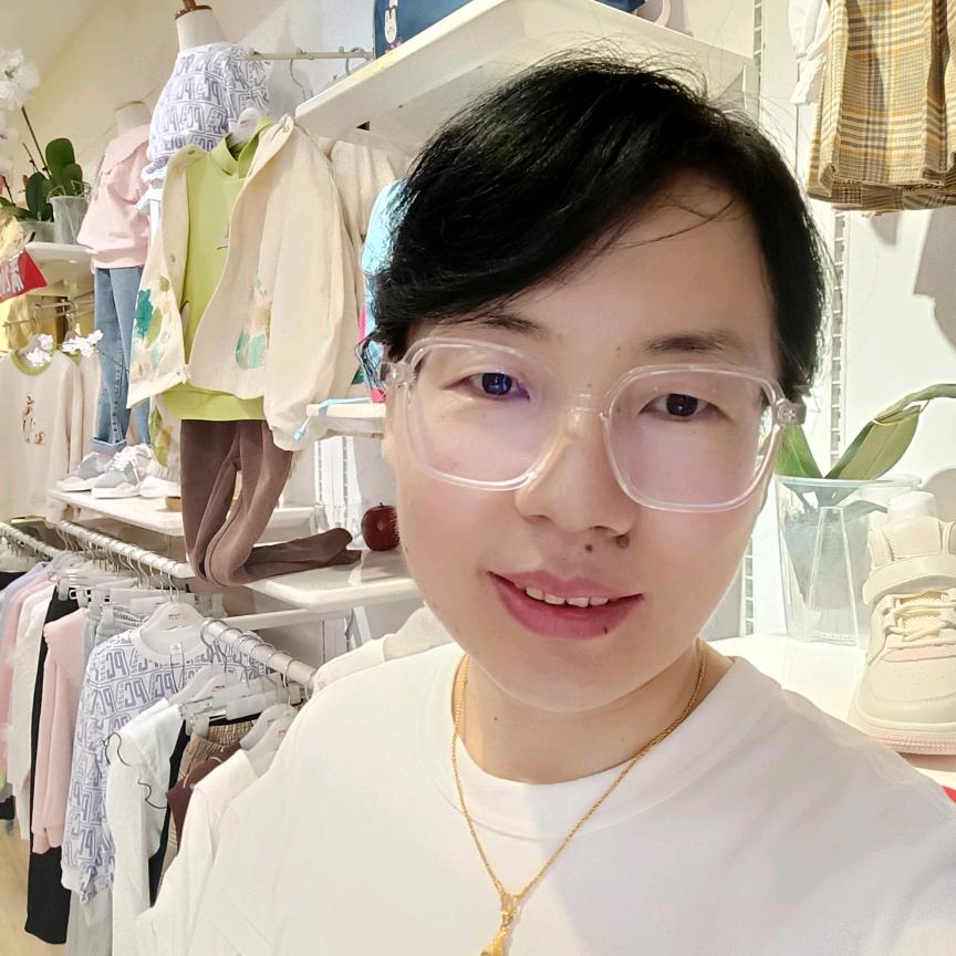 高密小猪班纳童装徐姐