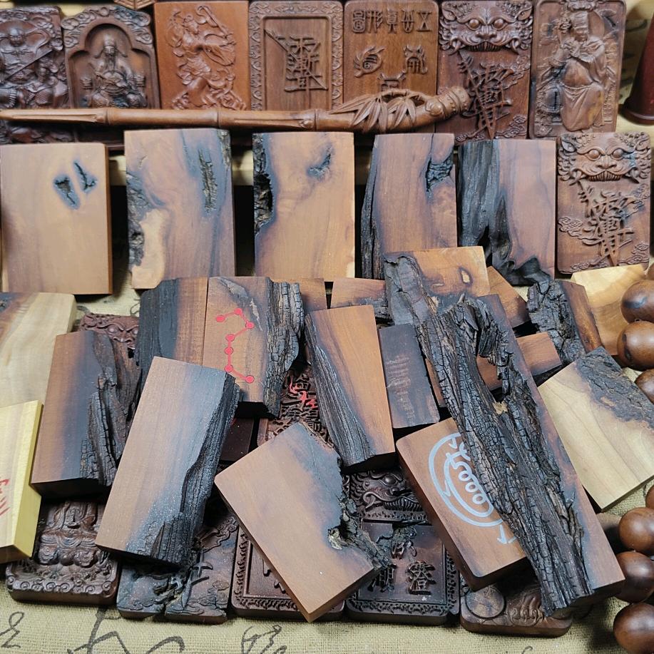 雷击枣木匠心阁