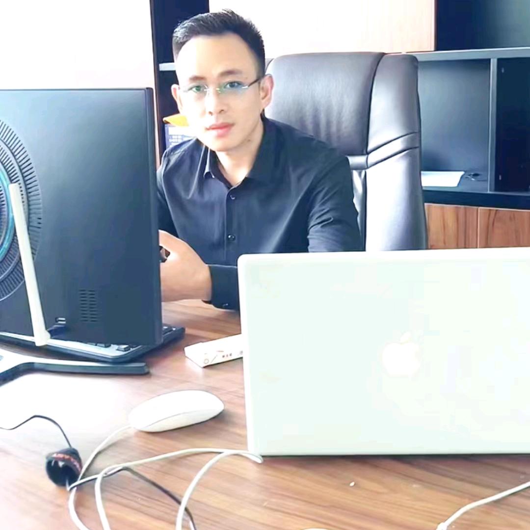 丙哥（光伏储能电站投资）