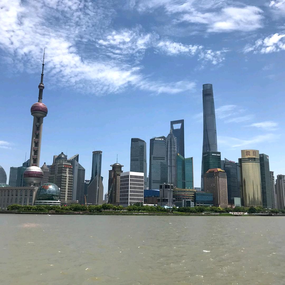 隆馨小爱