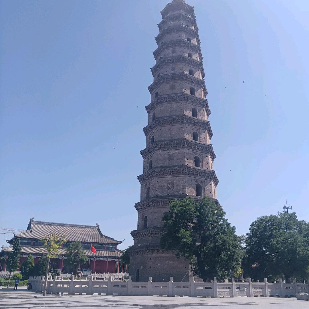 依     然