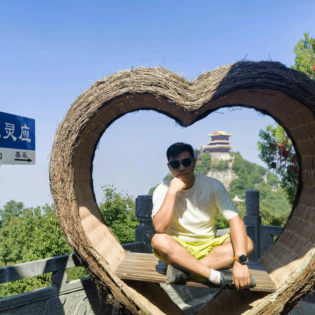 杨-潇