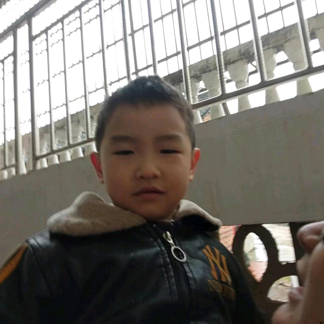 可愛小帥哥