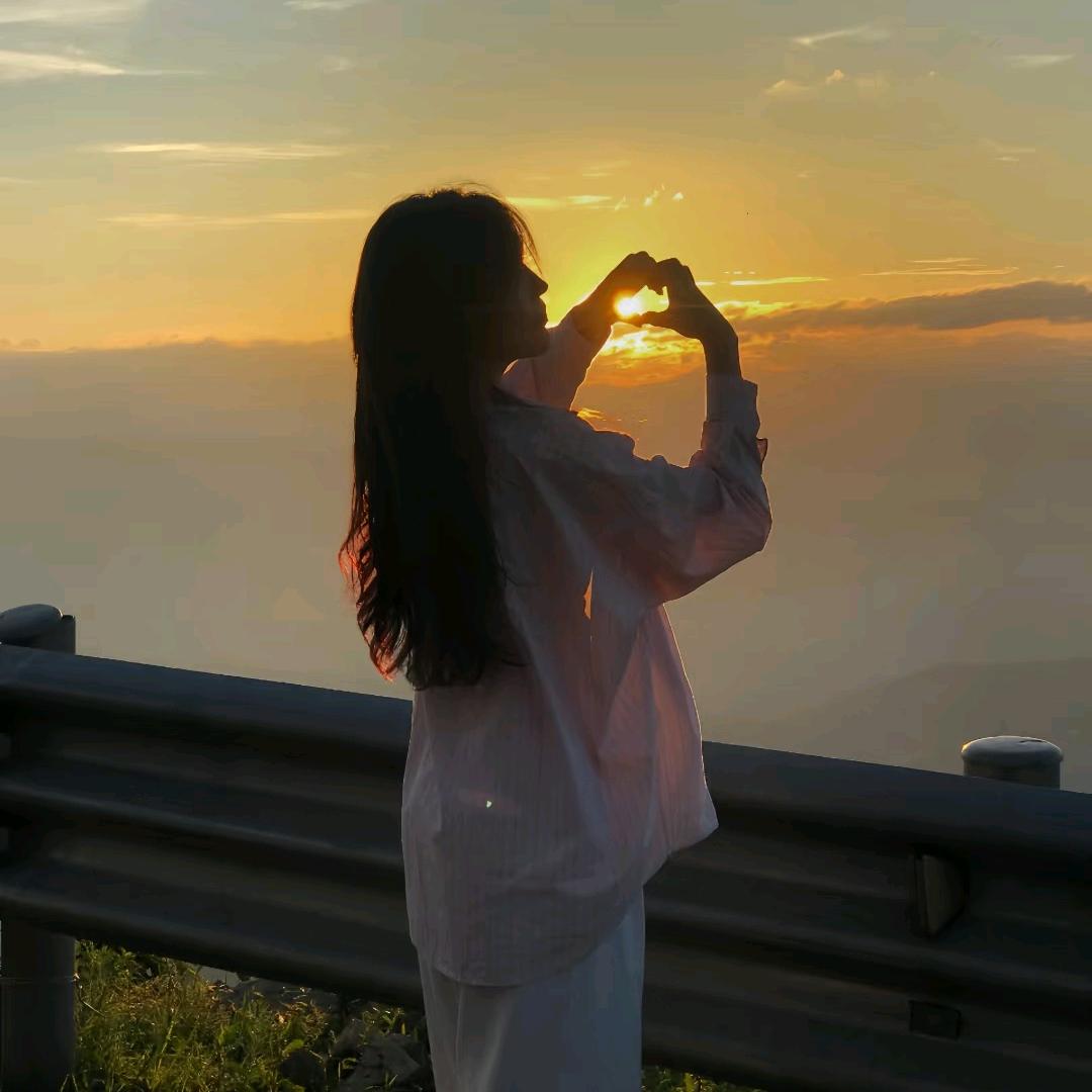 芮芮吖