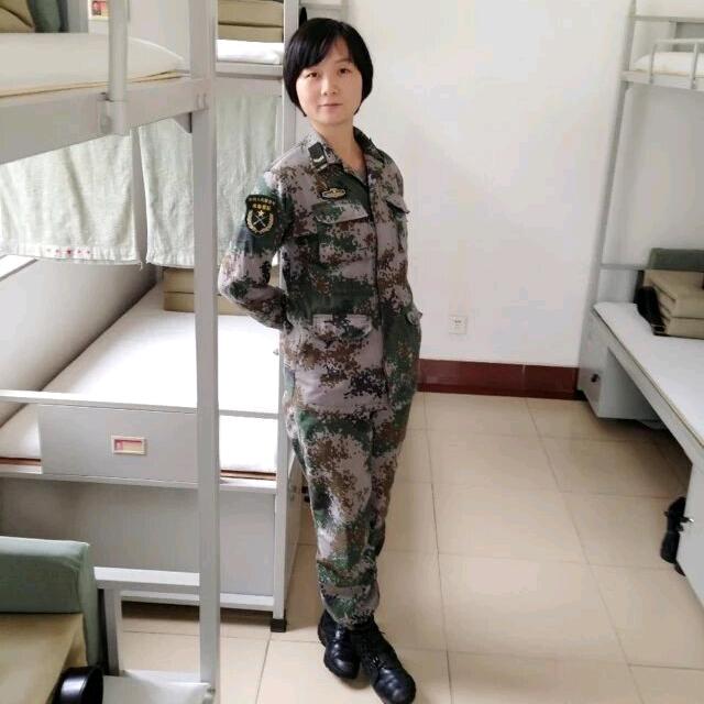 🍀墙角数枝梅女士