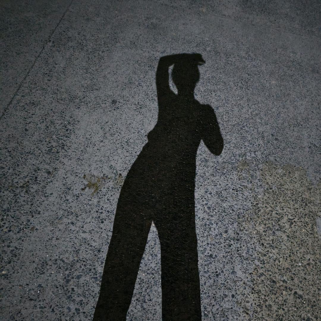 卖水泵的小美女