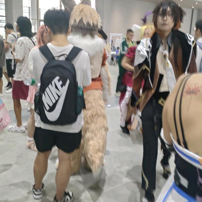 老年人欢迎主播
