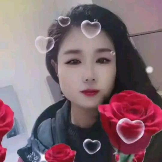 相儒   咖啡有点苦喝起来甜