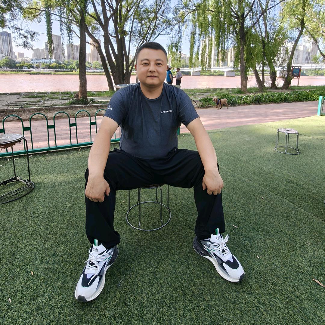 秦安中山小陈