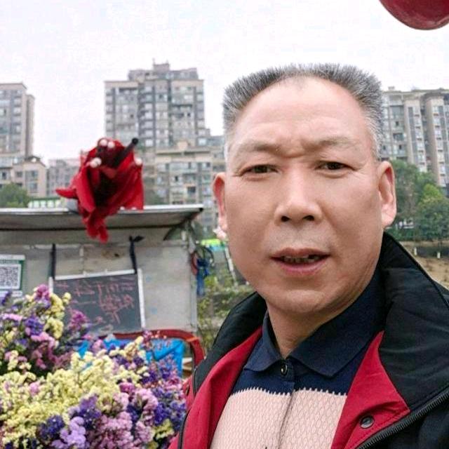 你不是废话吗？啊，我关注了你两年你理都不