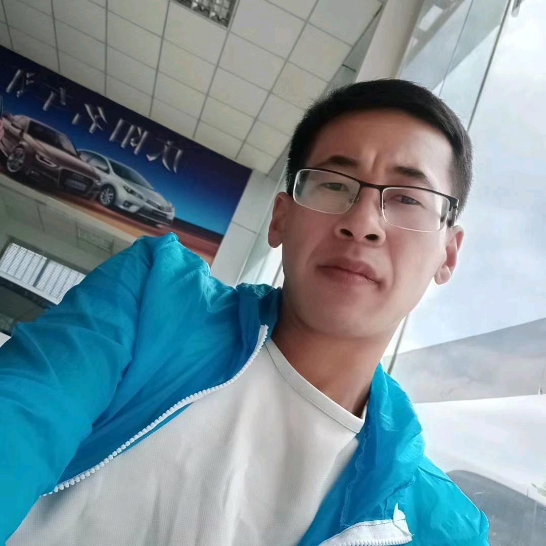 庆阳二手车人～胡志文