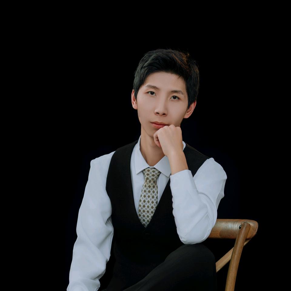 @摸胡儿，小杨.com