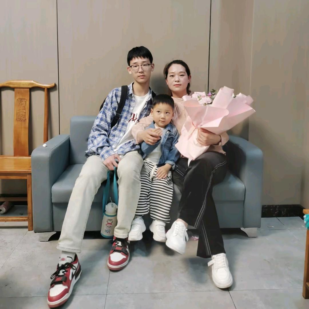 小燕呀