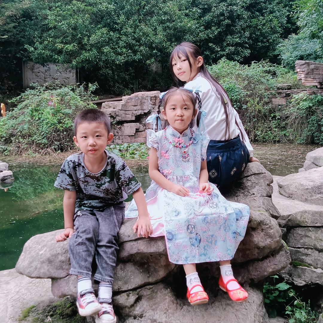 三宝贝妈咪