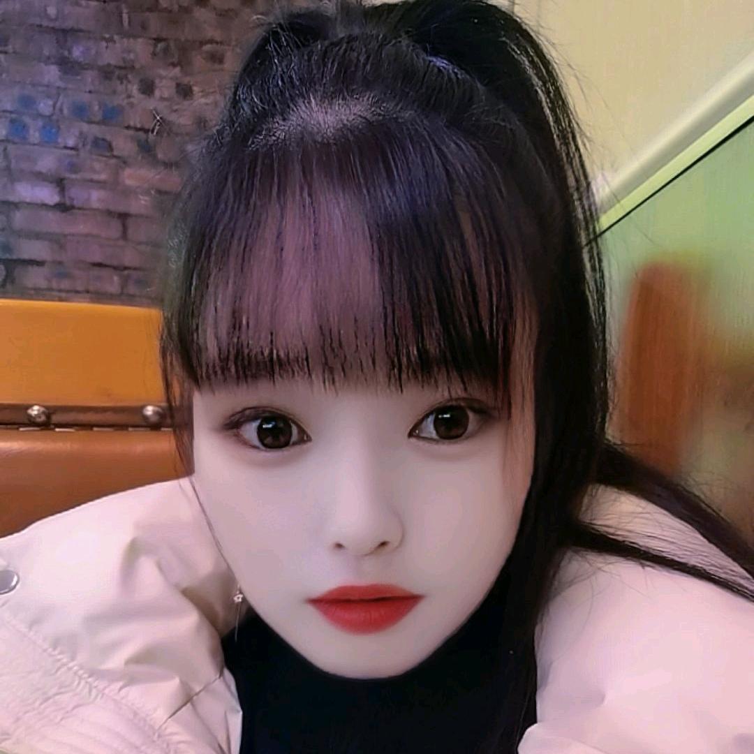 珊珊，德卧镇，坡告村，七彩蝶花灯