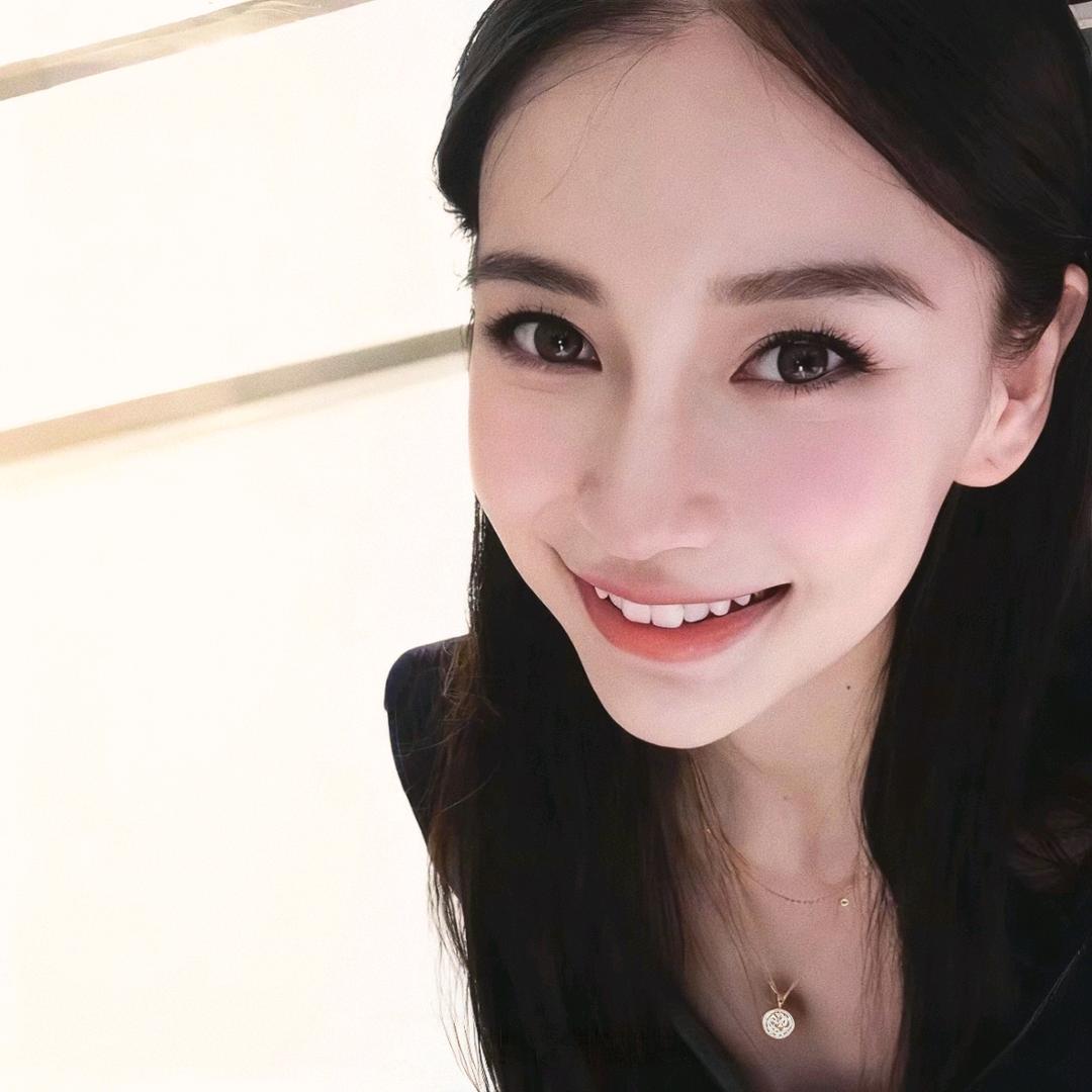 不许跟她讲话