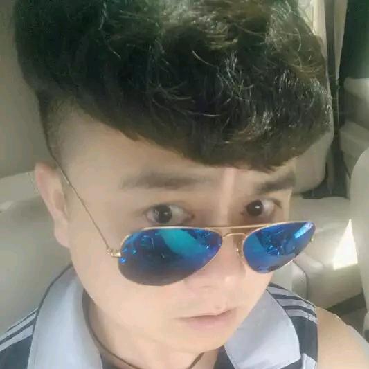 杨仔
