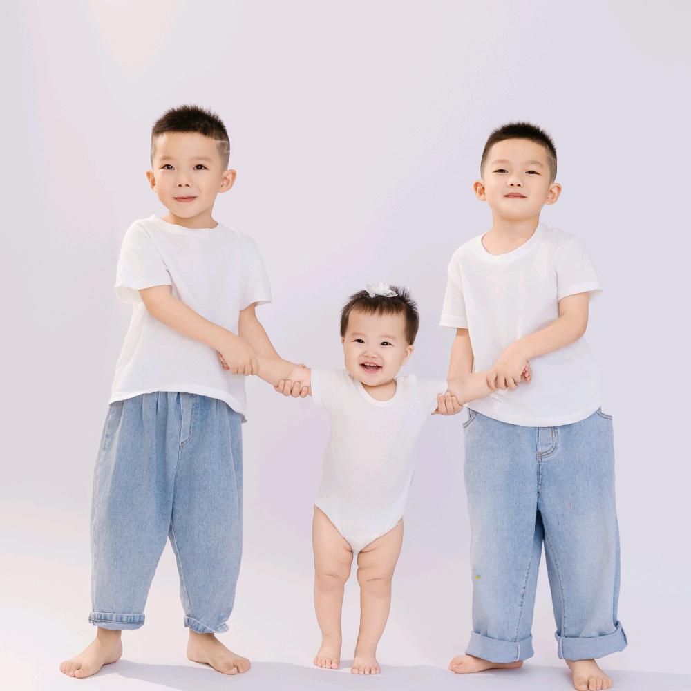 快乐的😆🫰林乄乄