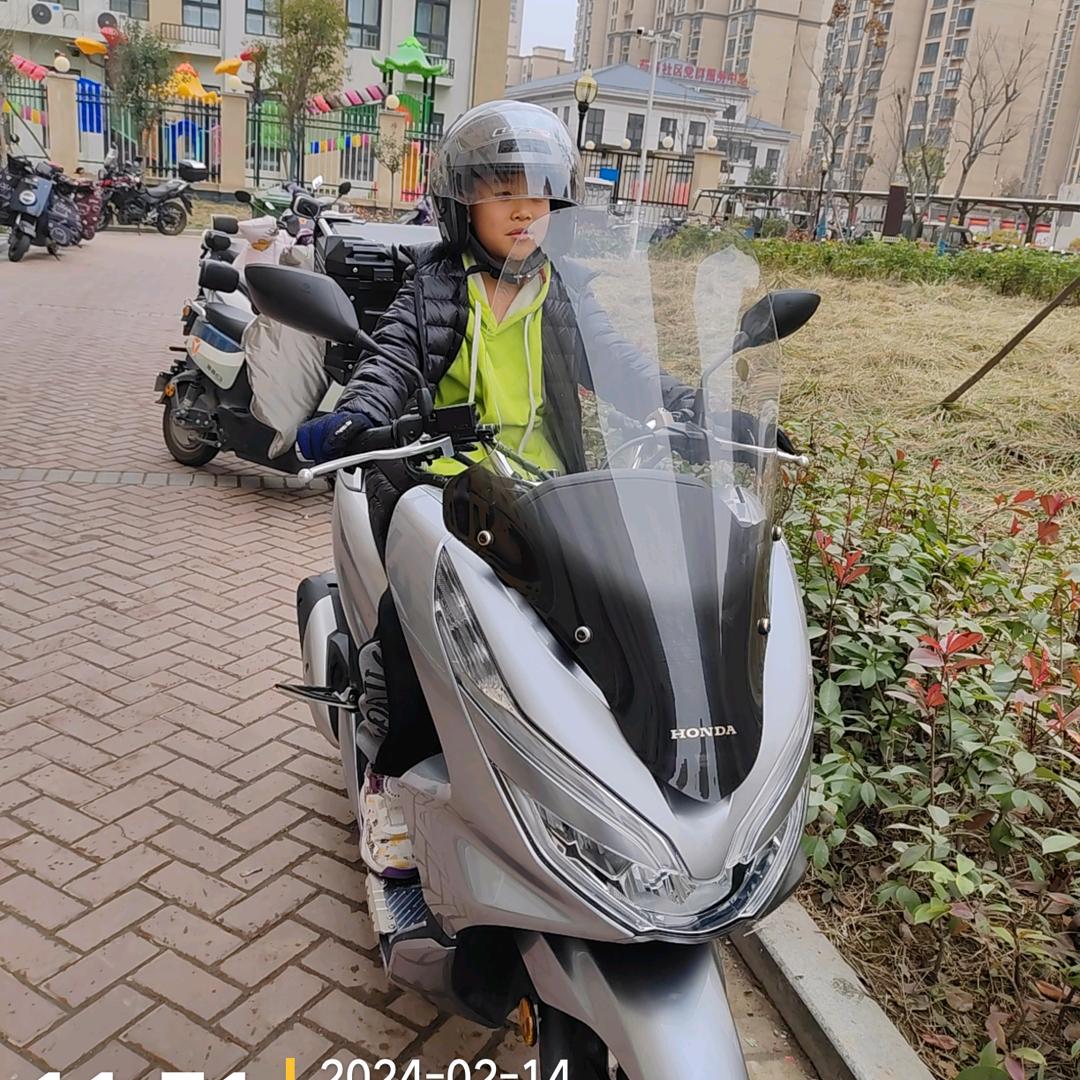 吴举文