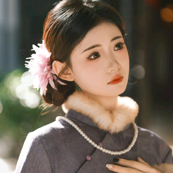 初见汉服旗袍租赁摄影官方号