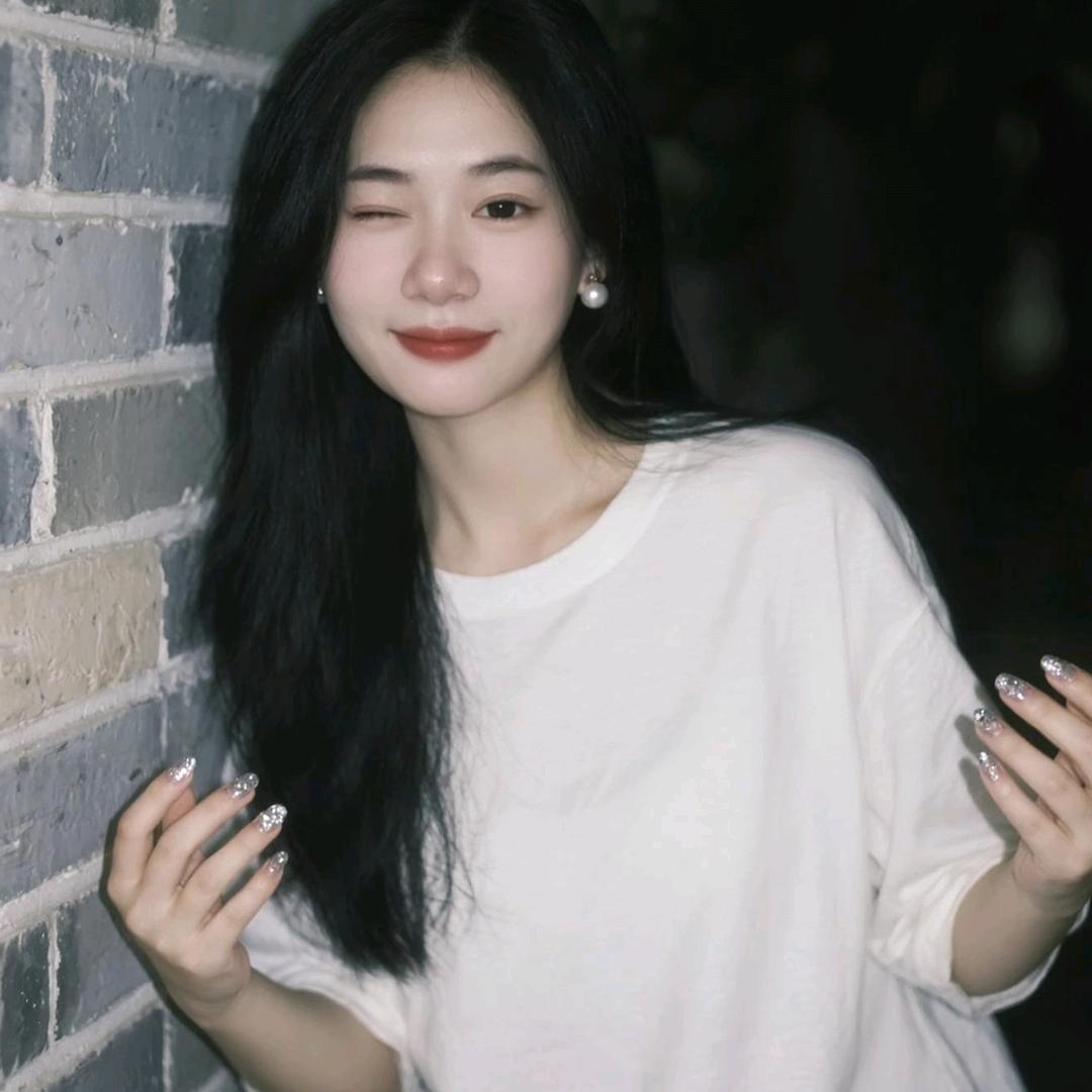 @   隔壁村翠花  🙈