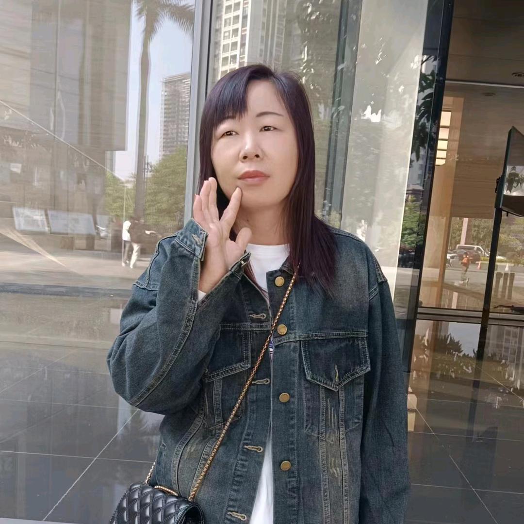 胡英