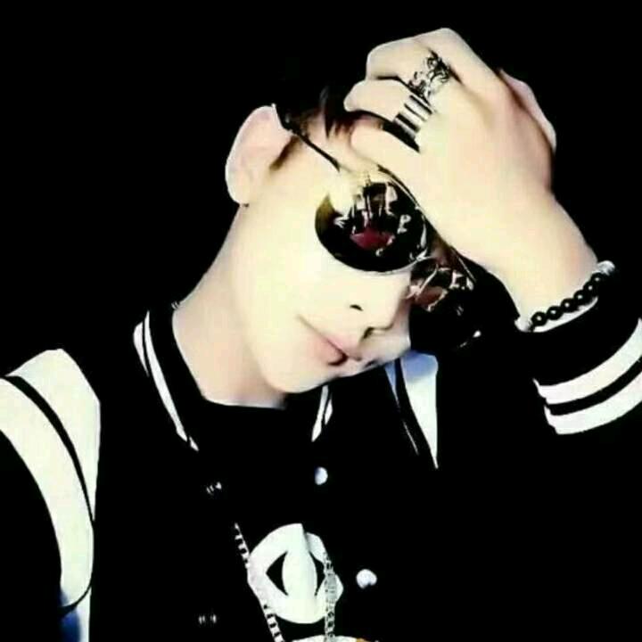 新邵新田铺花鼓剧团花鼓戏剧团长谢少董事