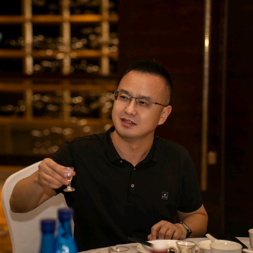 坤词酱酒中亚