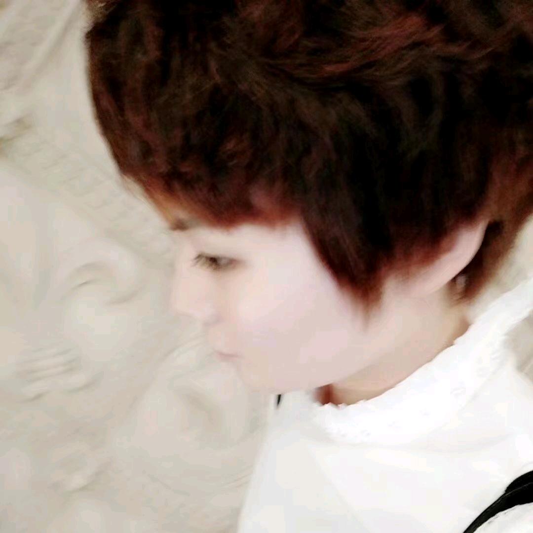 小小七