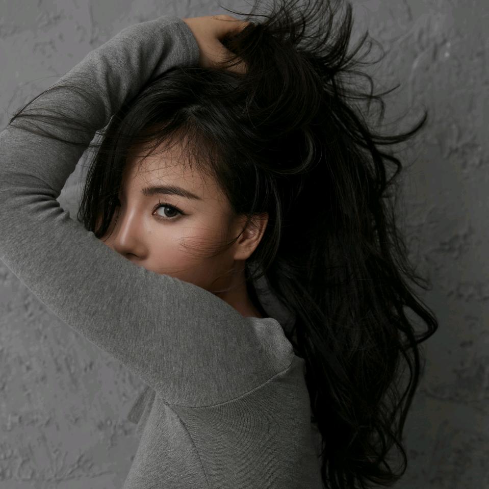 黛绿小姐