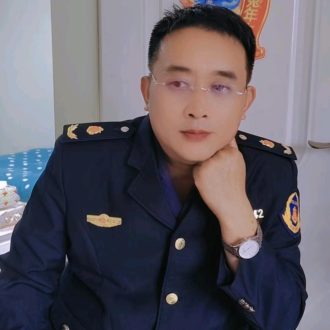 陈氏茶几，羊驼，龙虾椅《小号》