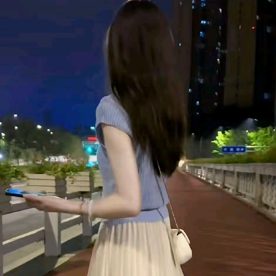 ꦿ࿐封心ღ᭄ꦿ锁艾💞༊ღ1991年滴羊