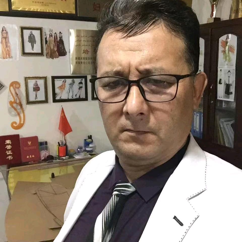 新疆剪圣服装设计有限公司