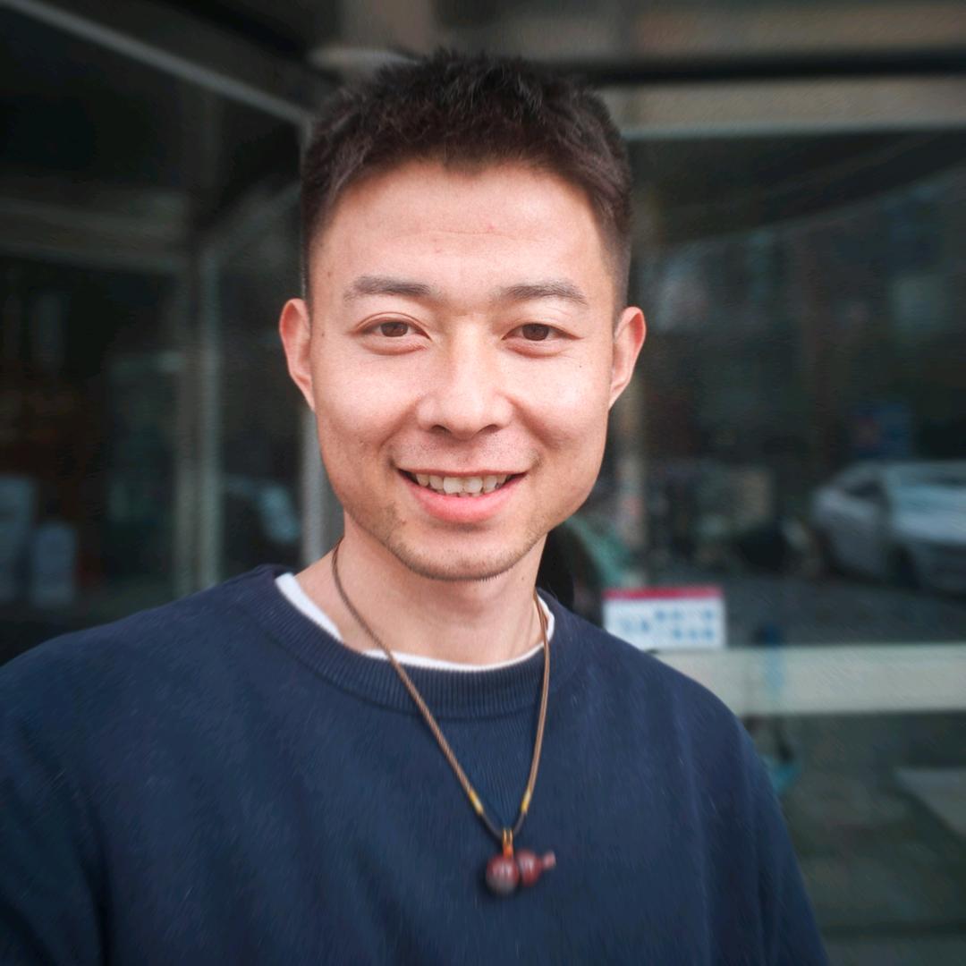 易谭天真
