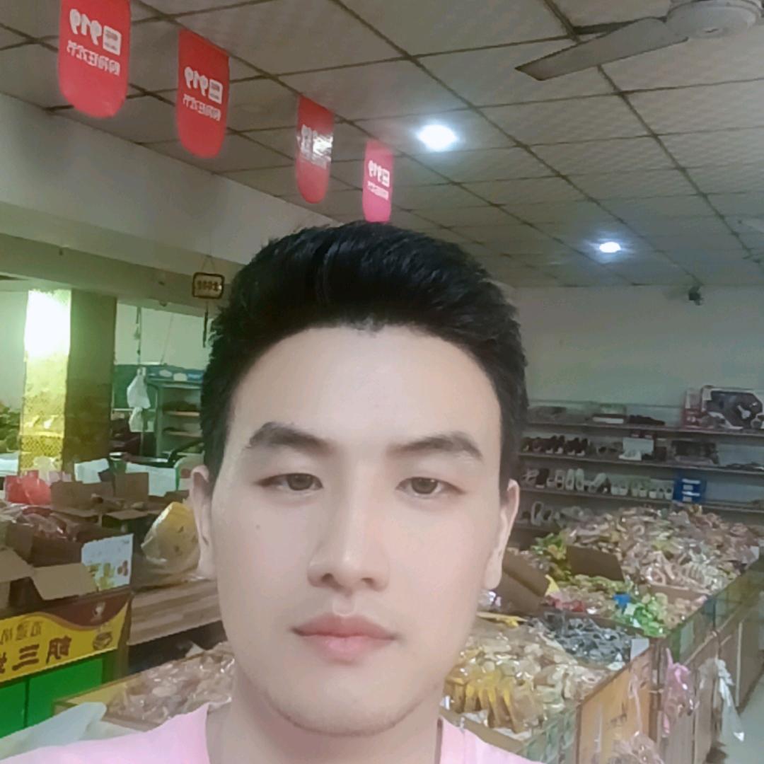 用户1677814470795