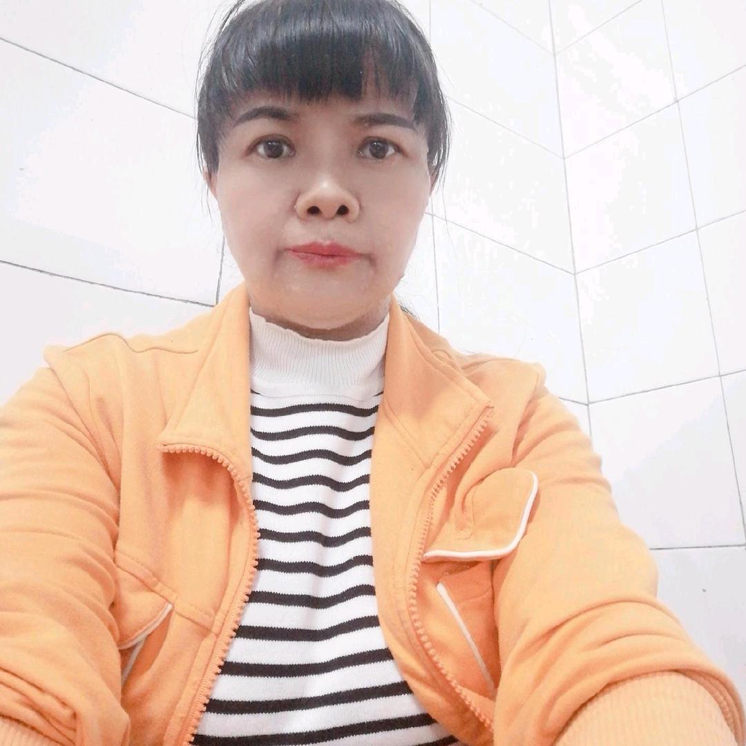 受伤四妹：不定时开播
