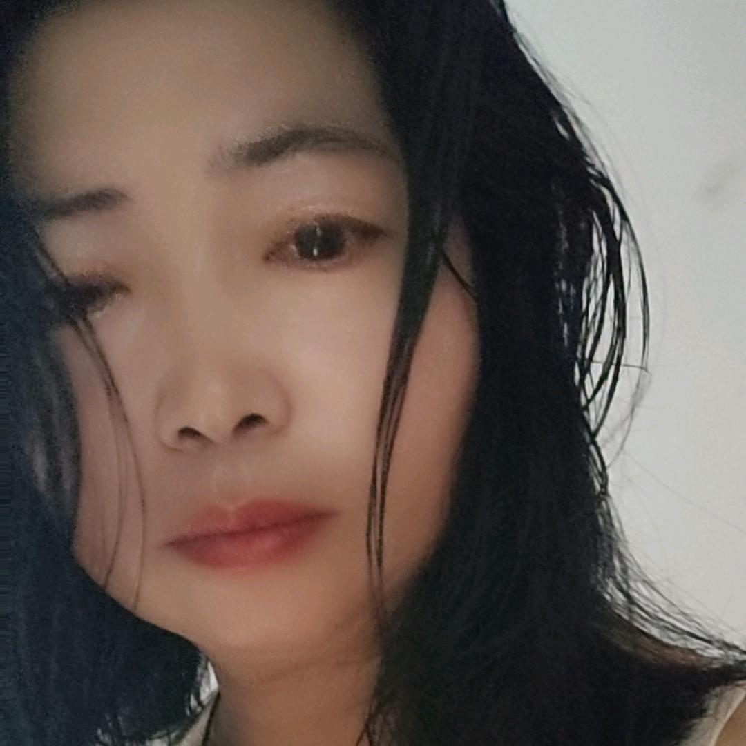 大嫂得：（坚强的女人）