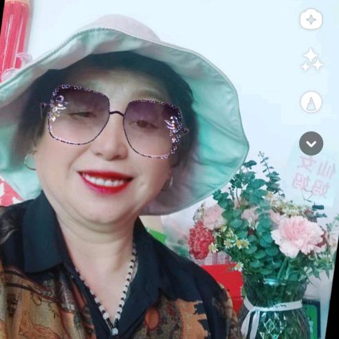 白马泉古佛寺花鼓队杨姐