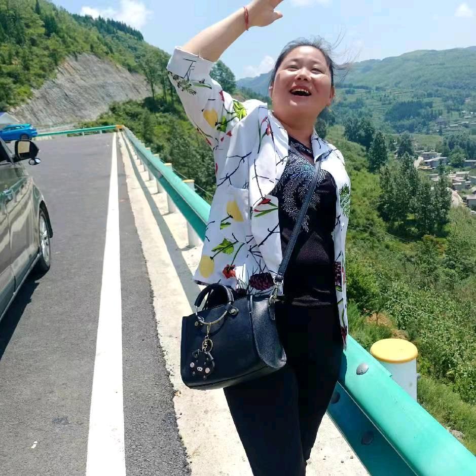 做个坚强的女人，