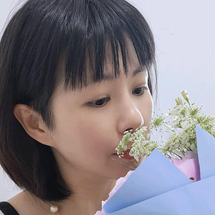 莲莲探客